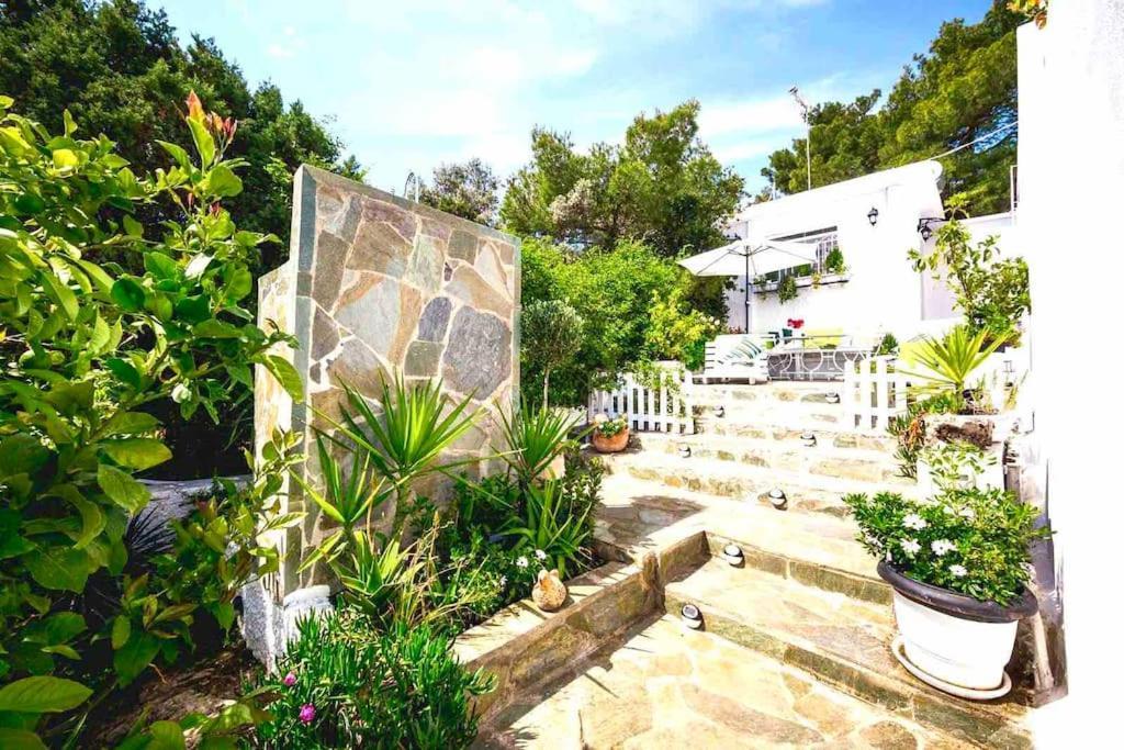 Villa Cute Tiny House Rafína Exterior foto